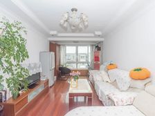 弘扬公寓 124.31平3居 南向精装修 着急出售 楼花位置