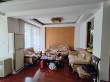 碧水和城 中间好楼层 电梯房 临地铁. 精装好房 近医院..