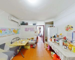 海淀,清河,2009年商品房,人车分流,位置安静,两梯五户!