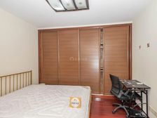 电梯全明三房,正对小区中间花园,岚皋路站200米,看房随时