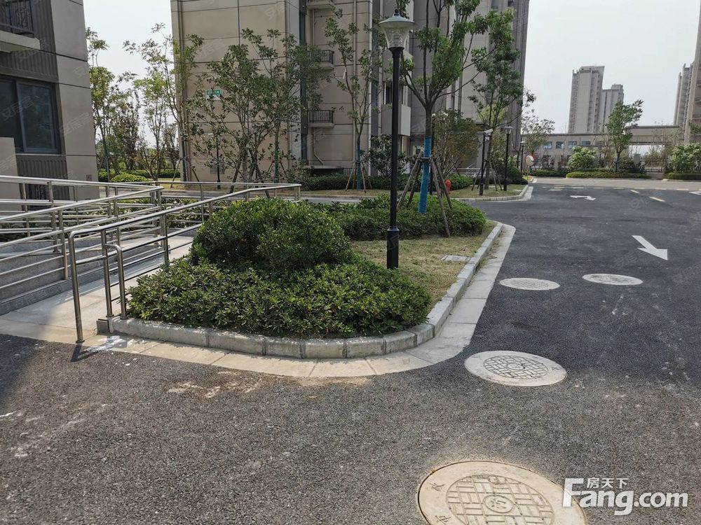 小区相关图