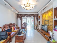 中区凤凰楼层轨交口南北三房户型方正