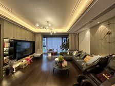 欢乐海岸二三四期4室2厅3卫南朝向586.0万元/套出售