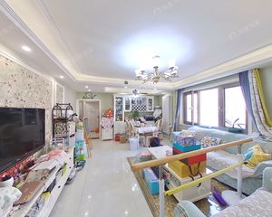 知春路北航南门 98年钢混罗庄西里大三居 精装修可拎包入住