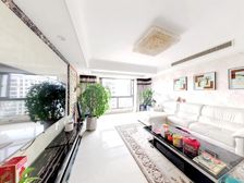 青林湾七期西首边套 精装保养新 家具 拎包入住