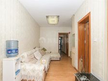 送30平大花园,看房方便,价/格可谈,业主诚意出售