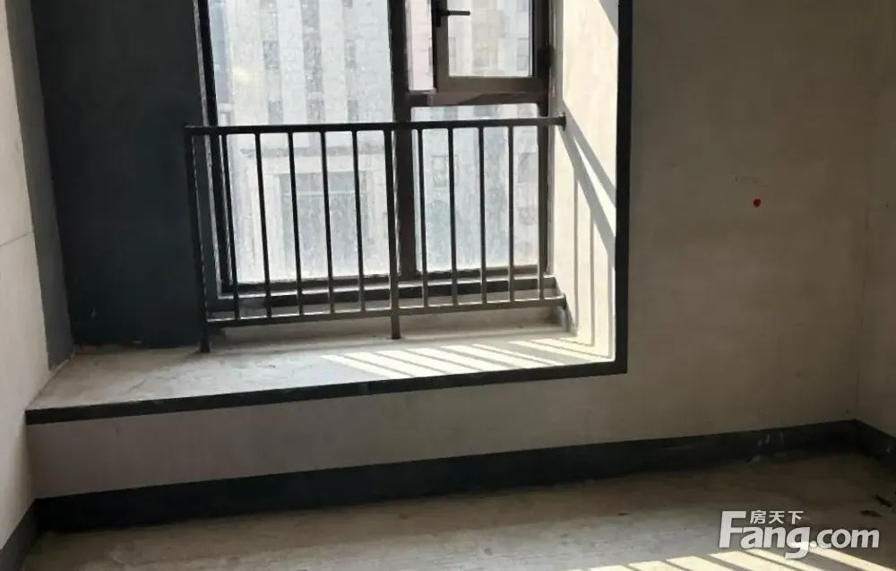 万达宝龙旁位置宋街旁 洋房好楼层采光视野开阔出行方便