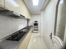 万源新城(北区) 装修好 医疗配套成熟 满五 临