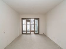 九洲玺 博小24中本部 收佣6999元 富人豪房 低总价可谈