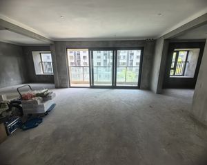 雅戈尔新长岛4室2厅3卫南朝向330.0万元/套出售