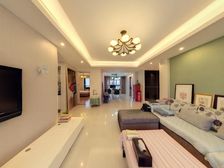 东湖花园二期 靠南门位置好楼层好 保养好拎包入住