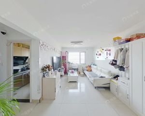 梅兰居南北通透3居大视野自住精装房