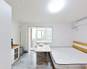 陶白 白纸坊西街6号院 南北通透正规一室一厅,全明格局