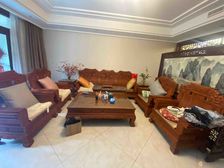 华城花园5室3厅3卫南朝向700.0万元/套出售