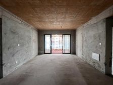 欢乐之家 5房2厅120万