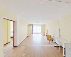 龙锦苑东四区3室2厅南北