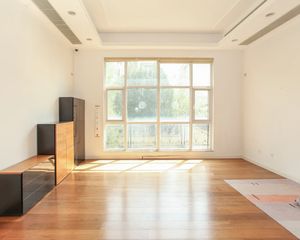 新上低总价 誉天下别墅 5室3厅4卫 带车库 随时看房