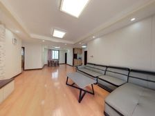 近期必卖 玲珑湾正四房 中高楼层视野好!随时看房!