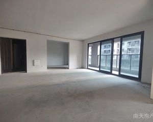 崇文花园4室2厅2卫南朝向360.0万元/套出售