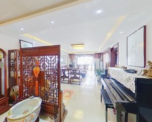 二环新小区高楼层西南朝向,全屋红木家具