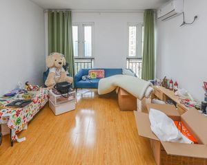 万达广场·方正荷塘月色·3室·2厅