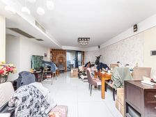 春江花月两房朝南有江景,黄金楼层自住,无双税,前后视野开阔