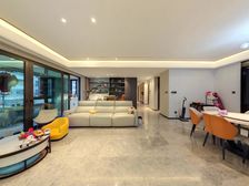 印象城旁 格拉美西208平 大面宽 大平层 宋 中