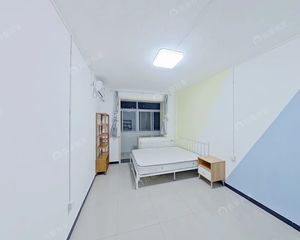 牡丹园 南北通透小三居室 中间楼层 近公园 双地铁 无遮挡