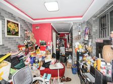 边套南北带花园,业主诚意出售,随时清空,看房便利!