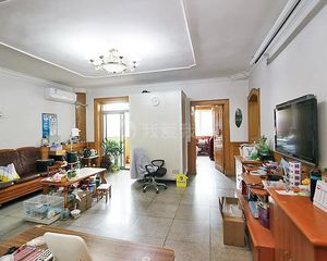 (总监推荐)良乡苏庄三居室 南北通透 双卧朝南 户型方正