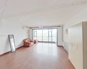 新上四居室 南北通透 低单价低首付 双轨交汇 电梯观景出售