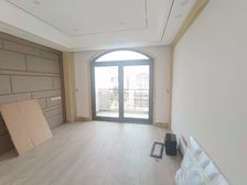 付钱快2000能卖。假一赔佰。电梯,稀有独栋别墅。在花园位置