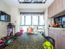 金都名苑15年婚装ZY空调全屋地暖送买断车位