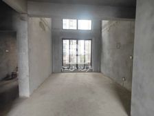 建工城 5房3厅145万