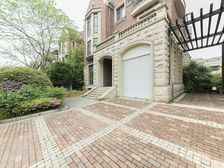 新出湖滨壹号 独栋别墅 毛坯 大院子 随时看房