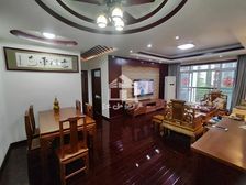 中房翡翠园蓝宝国际4房 国际三中,近学校门口保养全新业主少住