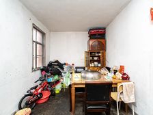 双南大2房,客厅有窗户,随时看房