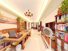 诚心急售,万科广源里,物业好,地段成熟,交通便利。