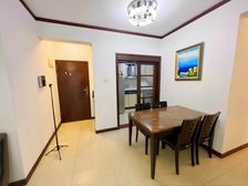 好房出售 光大花园 精装大三房 户型方正 价格可谈 随时可看