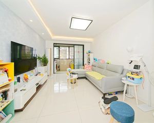 业主诚售 农都城旁 中间楼层 精装修可改三房 赠送大储藏室