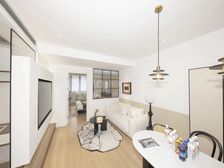 全新装修,采光好,位置安静,繁华地段,视野好,闹中取静