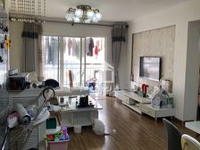 安吉公务员小区3房2厅精装80万