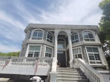 上海蓝堡独栋别墅出售 花园两亩地 南进门