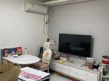 万泾花园/经典小2房 毛坯房毛坯房 急卖急卖 黄金楼层!