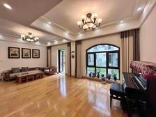 保利茉莉公馆类独栋别墅非常正气,法式边套,让您居住非常舒适!