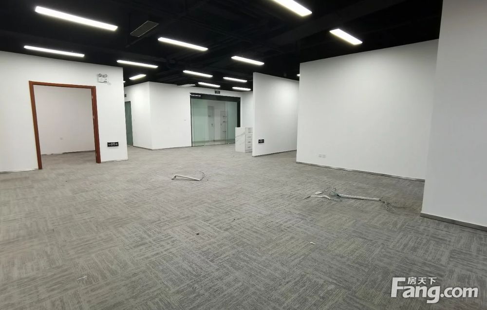 北关商务区丨6号线北关站丨世界侨商中心丨精装修