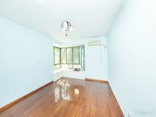 普陀区南北二房+餐客厅并排朝南商品房全明满五仅一有钥匙随时看