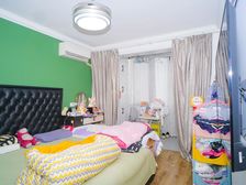 ·闸殷路195弄·双楠两室一厅出售 自住房 装修全配