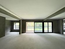 雅戈尔江上4室2厅2卫南朝向380.0万元/套出售