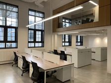 恒通商务园217平 挑高高 精装带家具 拎包入住 随时看